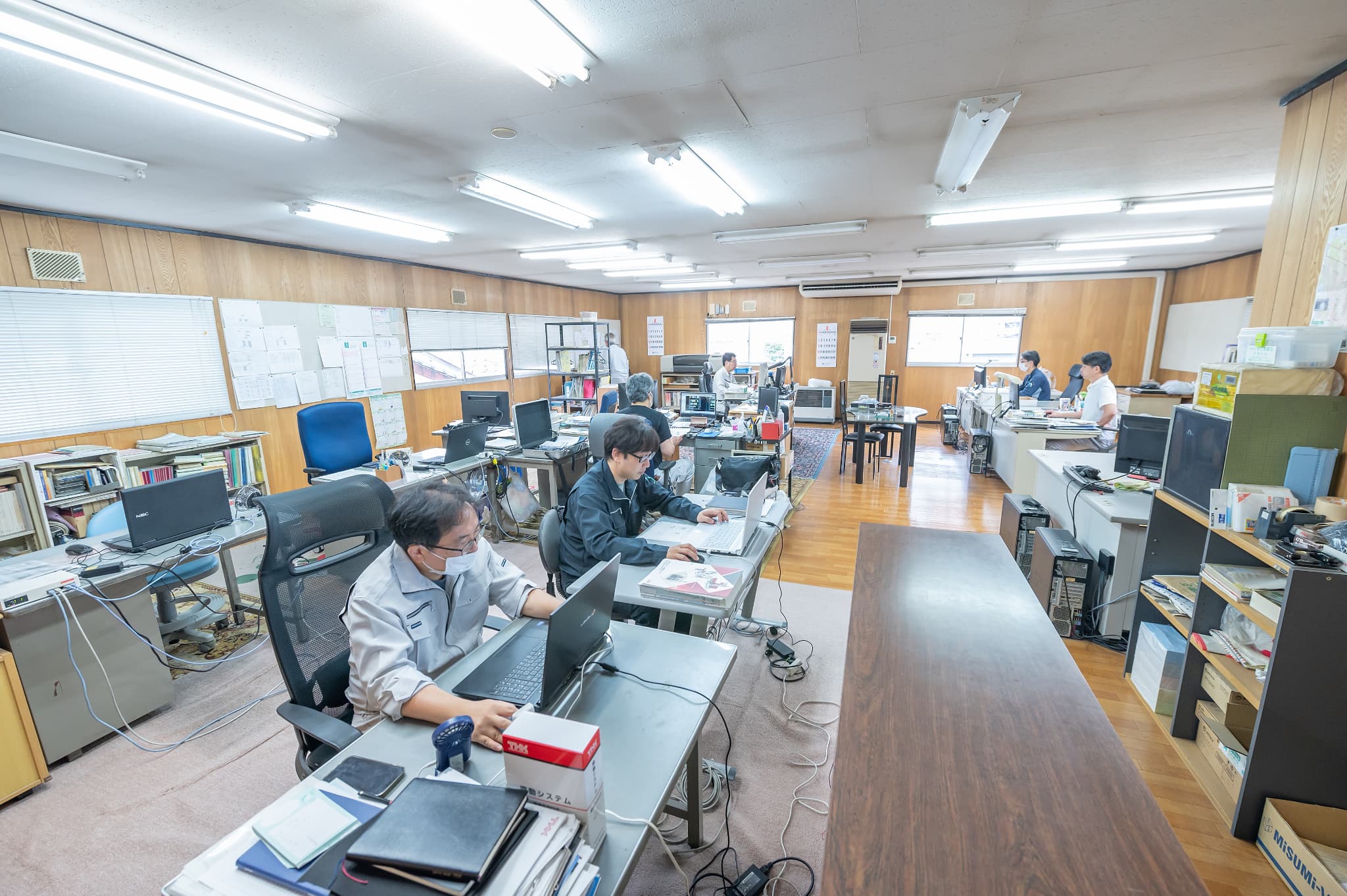 装置の調整作業